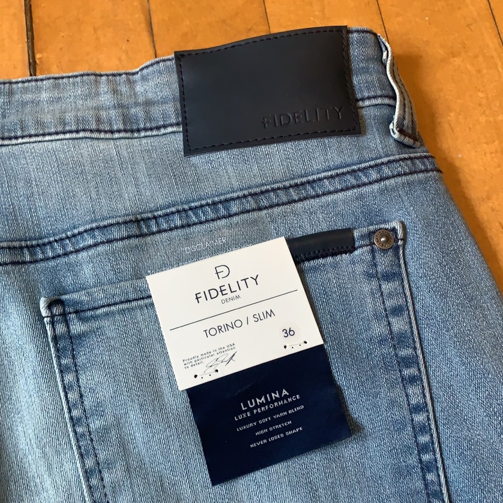 NWT Fidelity Lightwash denim